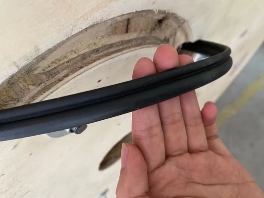 Wielkość sprzedaży detalicznej Figura 8 Kabel światłowodowy zewnętrzny Pancerny 12 24 Rdzenia G652D GYTC8S