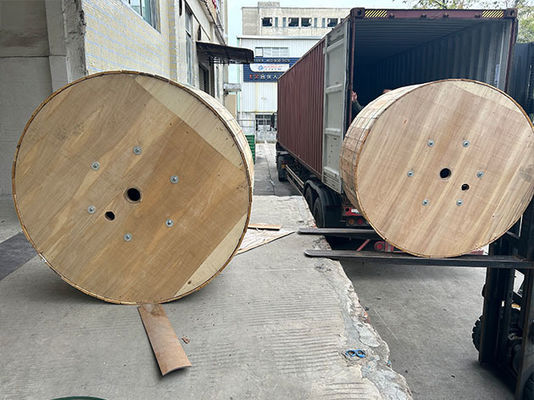 Kabel światłowodowy ADSS 96 włókien, osłona PE, rozpiętość 600m