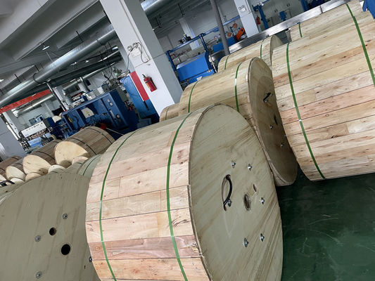 Podwodny podwodny podwójny płaszcz LSZH Płomień - opóźniacz odporny na szczury 12 24 36 48 64 72 Rdzenie Kabel światłowodowy